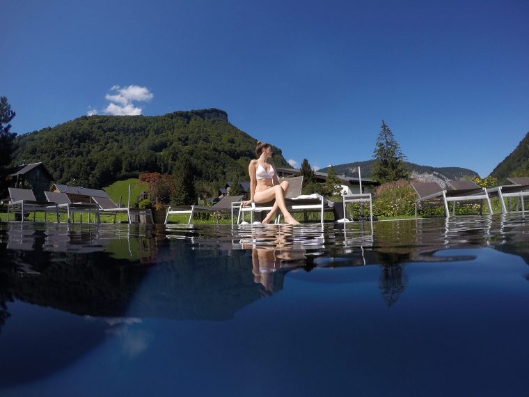 Alpenblick aus dem Spa im Sonne Lifestyle Resort Mellau, Reiseblog